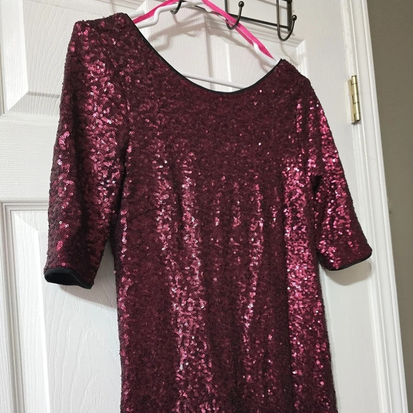 Betsy Johnson Dark Red Sequined Shift Dress, Low Scoop Back, Fully Lined, EUC! - Picture 3 of 12